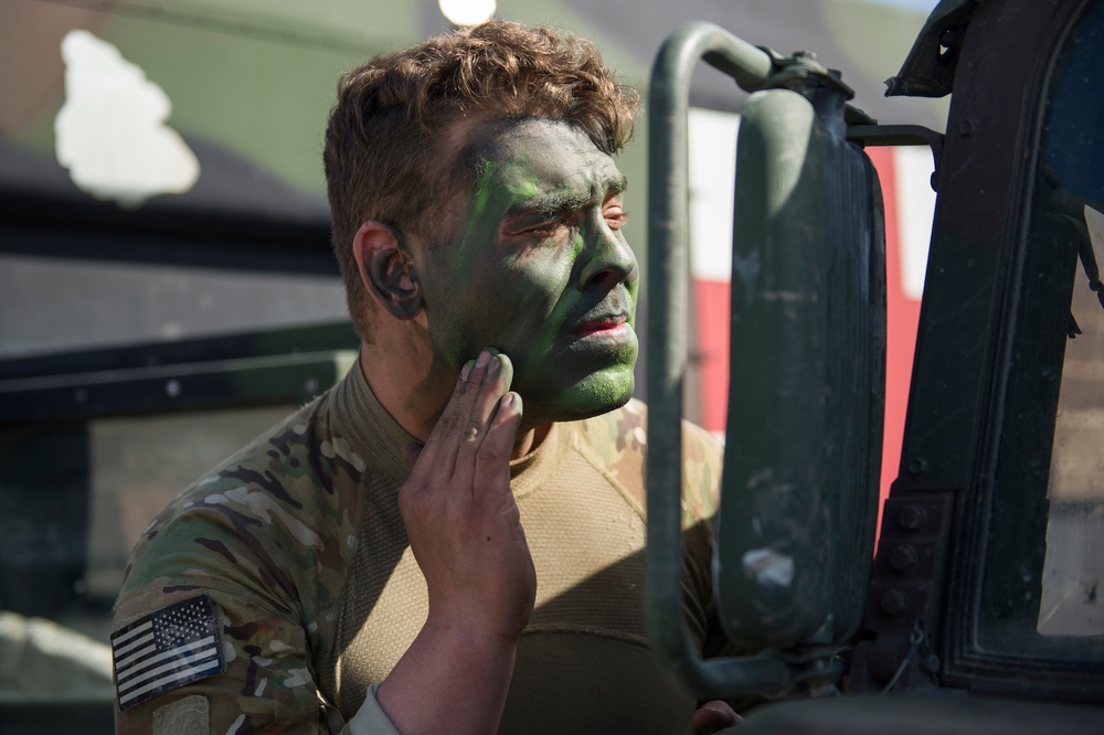 '1 Geronimo' scout platoon paratroopers conduct live-fire training at JBER