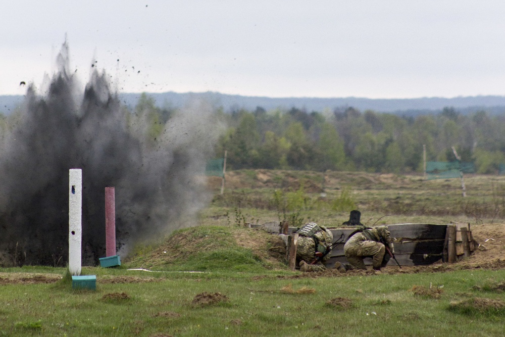 Grenade training at Yavoriv Combat Training Center