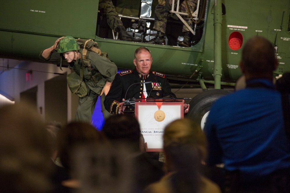 CMC Attends Marine Corps Heritage Foundation Awards Dinner