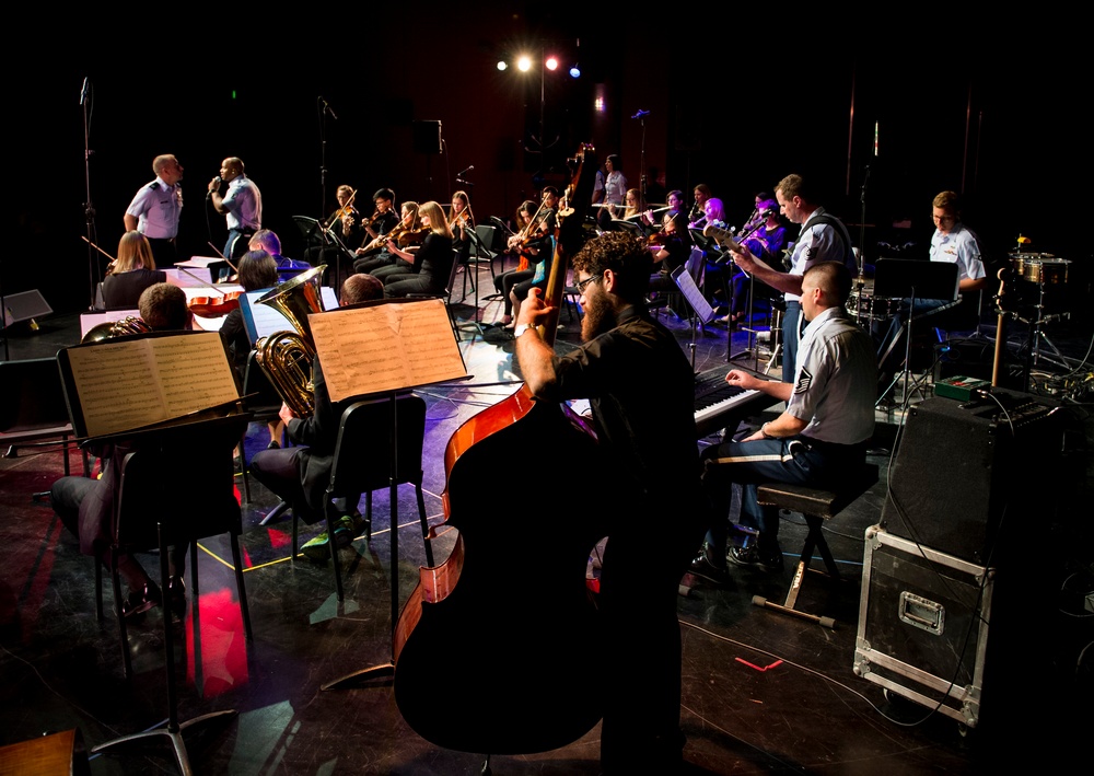 AFCENT band rocks out with community partners in Doha