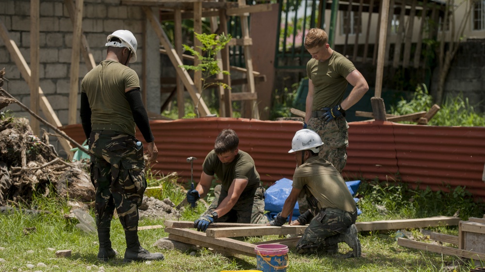 Balikatan engineers build schools for Ormoc children