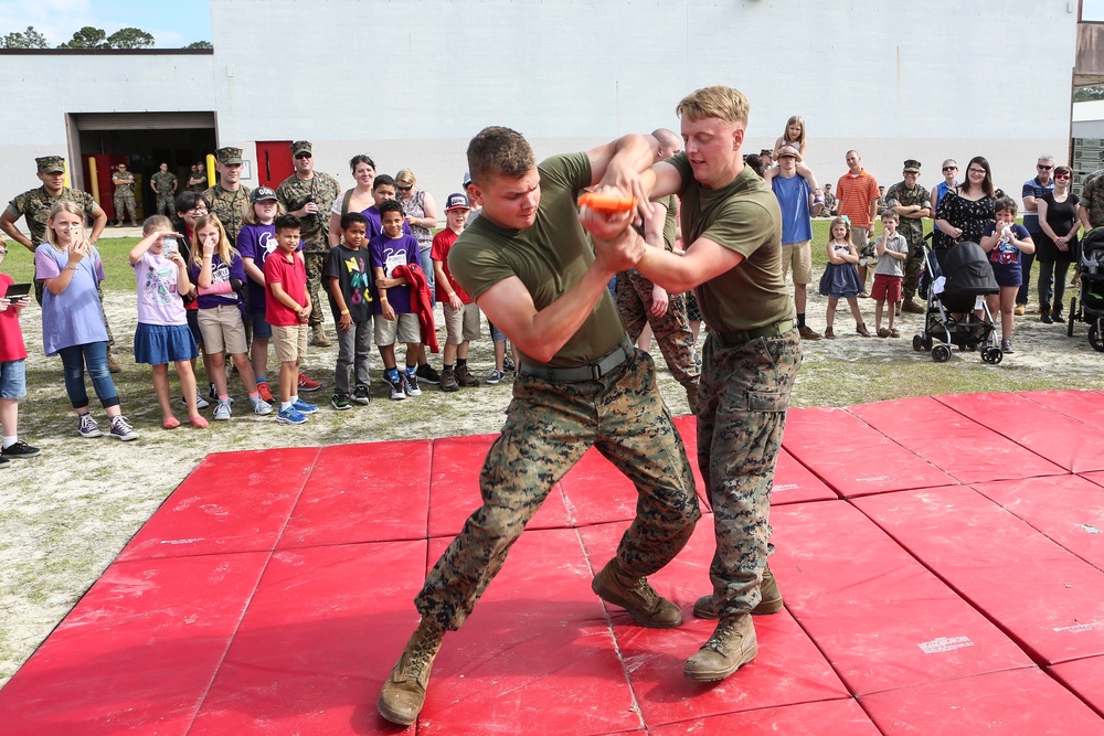 2nd Maintenance Battalion hosts family day