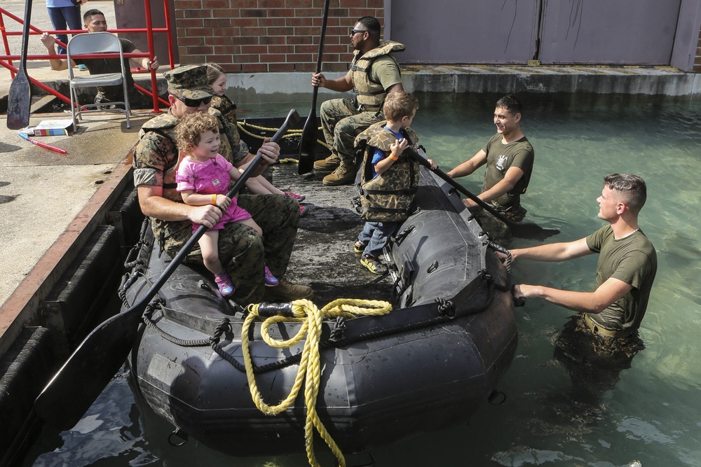 2nd Maintenance Battalion hosts family day