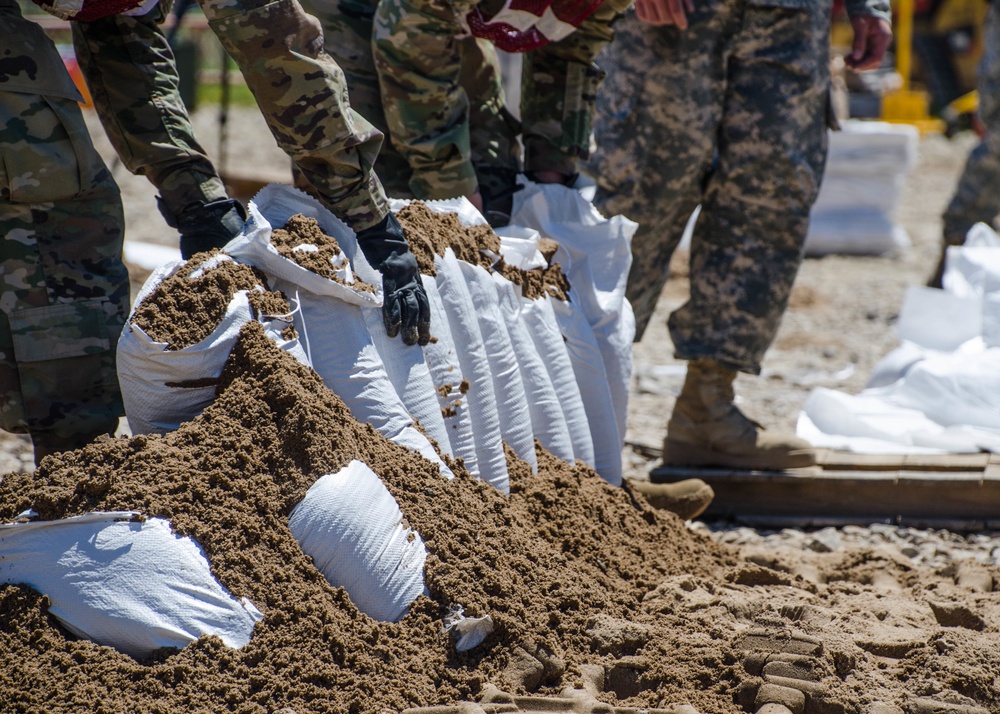 Guardsmen respond to Missouri flooding