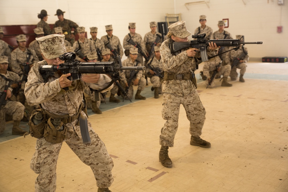 DVIDS Images Marine recruits learn combat shooting fundamentals on