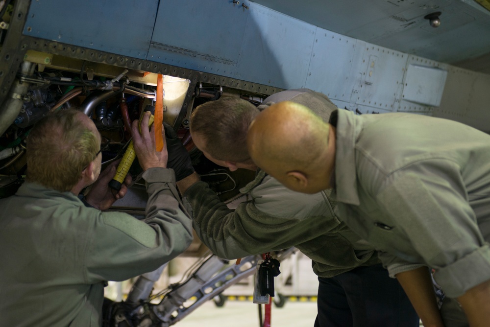 354th MXS in high-ops during NE17