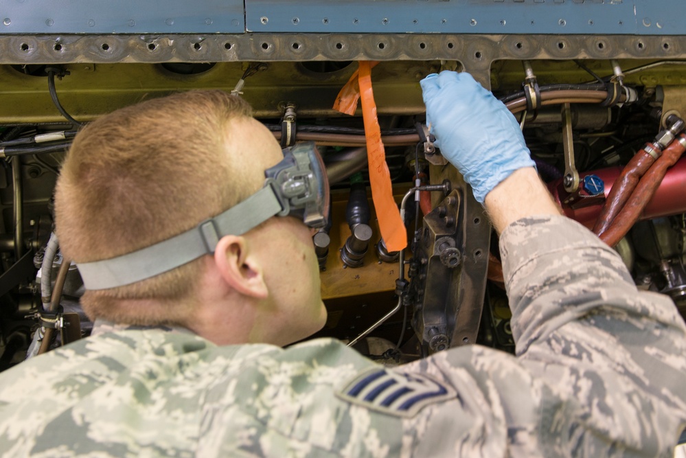 354th MXS in high-ops during NE17