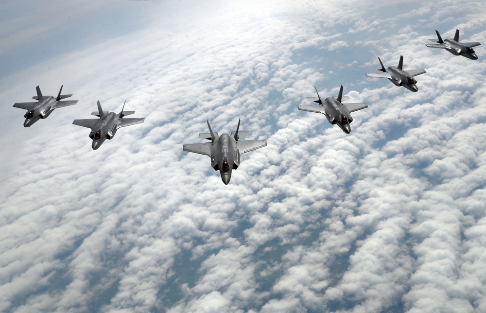 F-35A formation flight