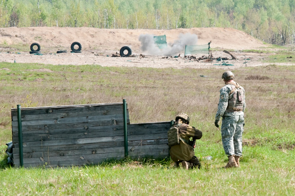 Ukrainian GP-25 Grenade Launcher Training