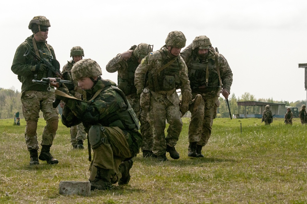 Combat Life-Saver Training in Ukraine
