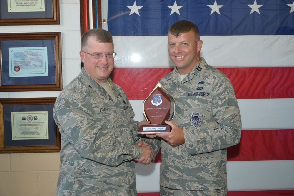 First quarter awards and 30-year service pins to WR-ALC military and civilian employees.