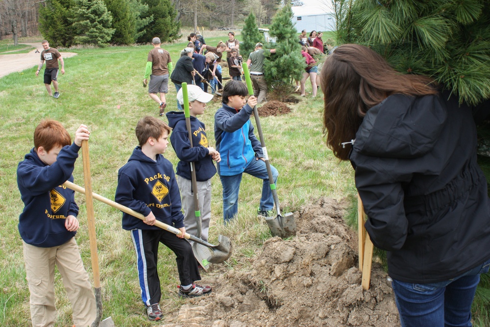Scouts plant trees, set record for Arbor Day