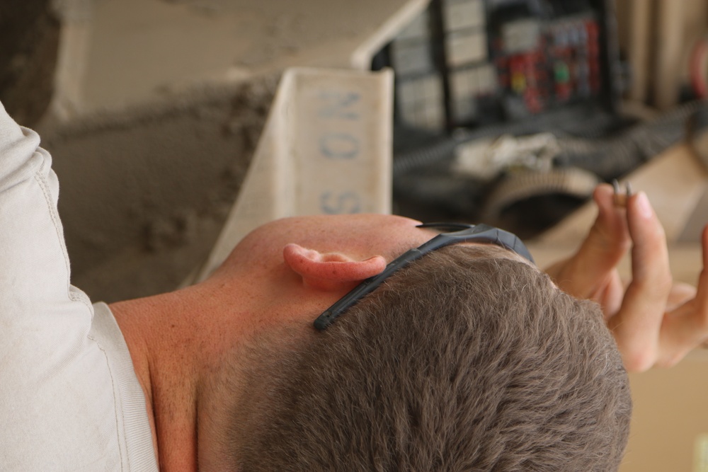 Paratroopers provide maintenance at tactical assembly area