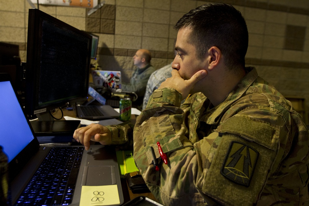 DVIDS - News - Guard and Reserve Soldiers team up for cyber defense