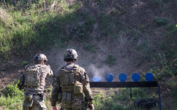 U.S Army Special Forces train Serbian Anti-Terrorism police