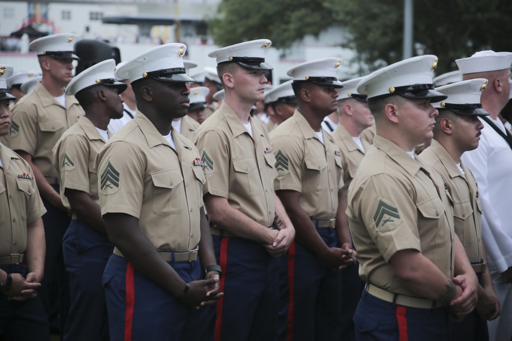 3/2 Marines fall in for Fleet Week Port Everglades