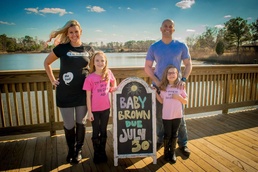 Coast Guard member helps police arrest suspect at Wal-Mart in Portsmouth, Va.