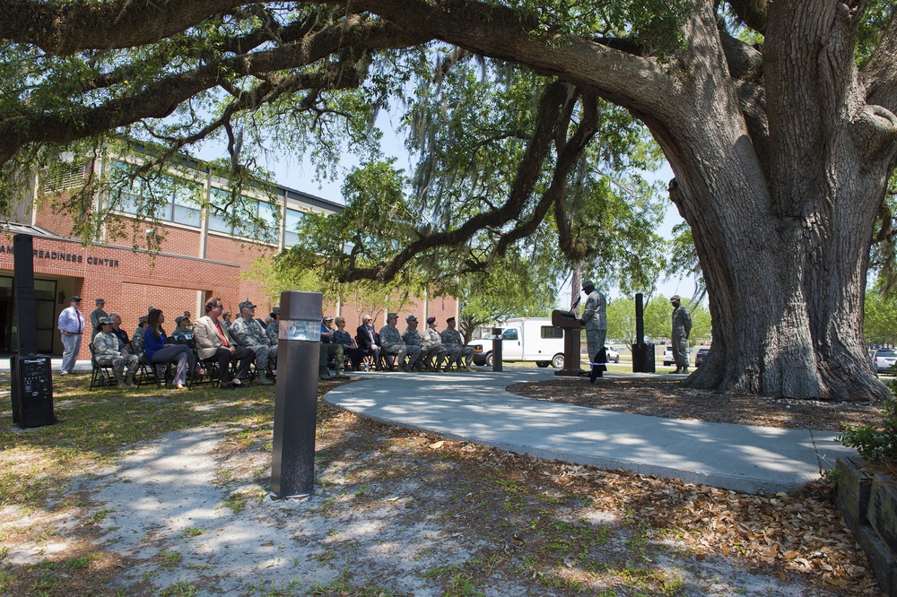 “Flying Tiger Oak” joins Live Oak Society