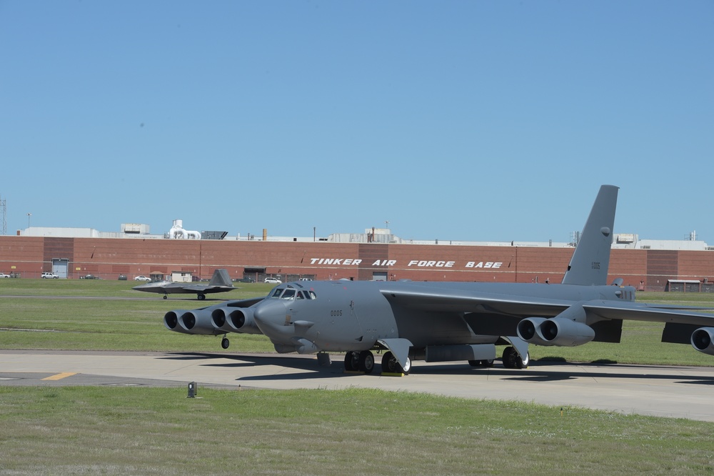 DVIDS - Images - B-52H, 60-0005, portrait with Bldg 3001 in background ...