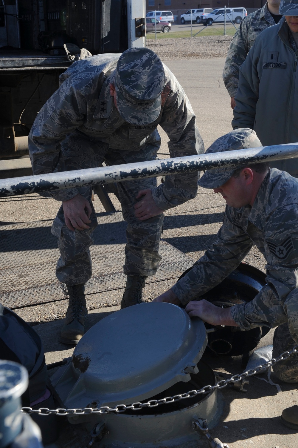 Maj. Gen. Kirkland visits Team Minot