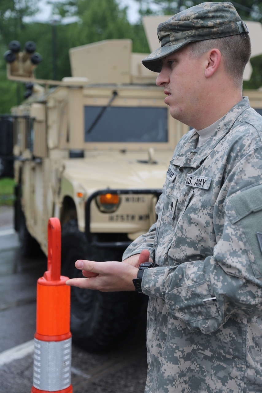 Missouri National Guard fights flood