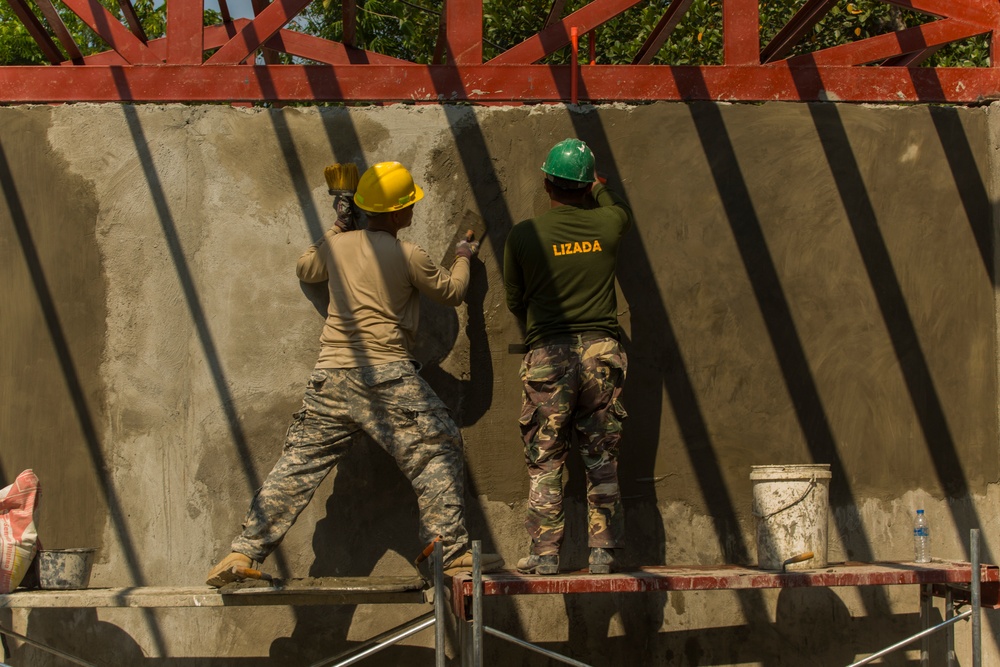 Philippine, U.S. service members build classrooms at Malitbog Elementary School
