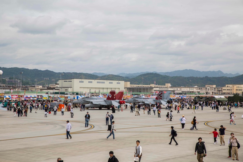 JMSDF - MCAS Iwakuni Friendship Day 2017