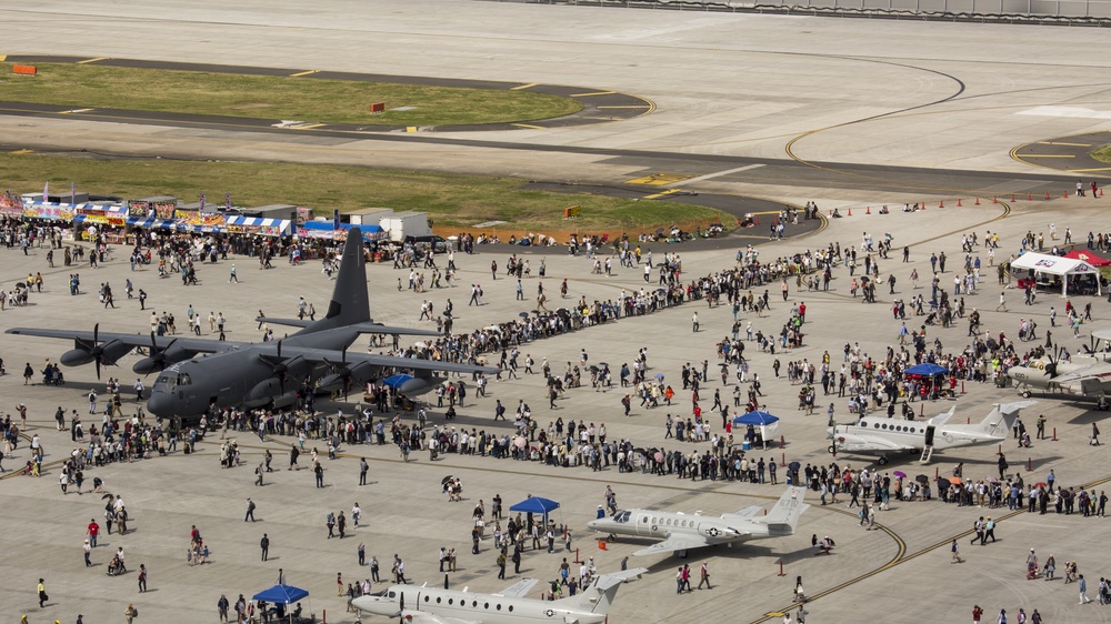 JMSDF - MCAS Iwakuni Friendship Day 2017