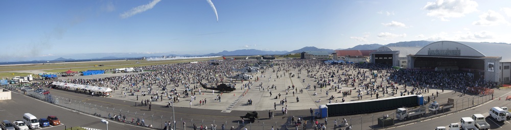 JMSDF-MCAS Iwakuni Friendship Day 2017