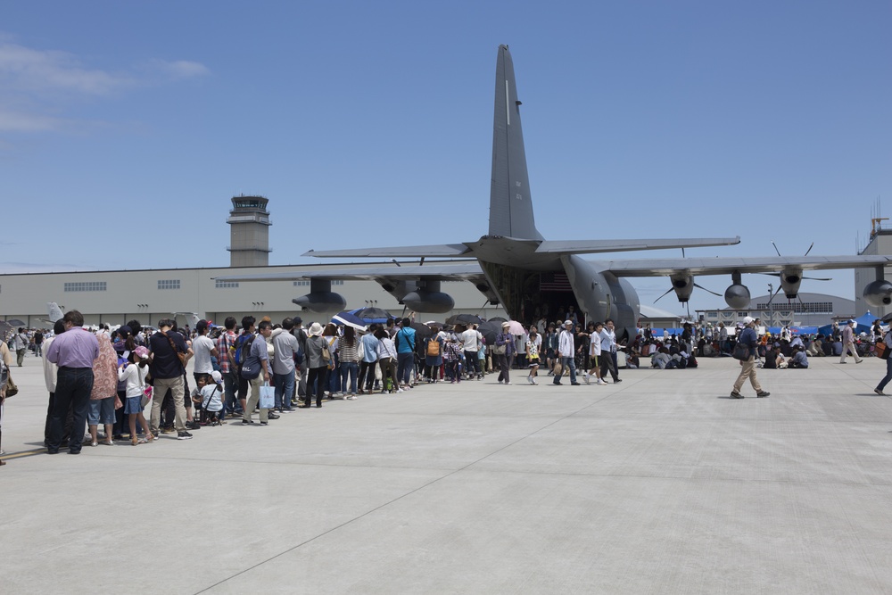 JMSDF-MCAS Iwakuni Friendship Day 2017