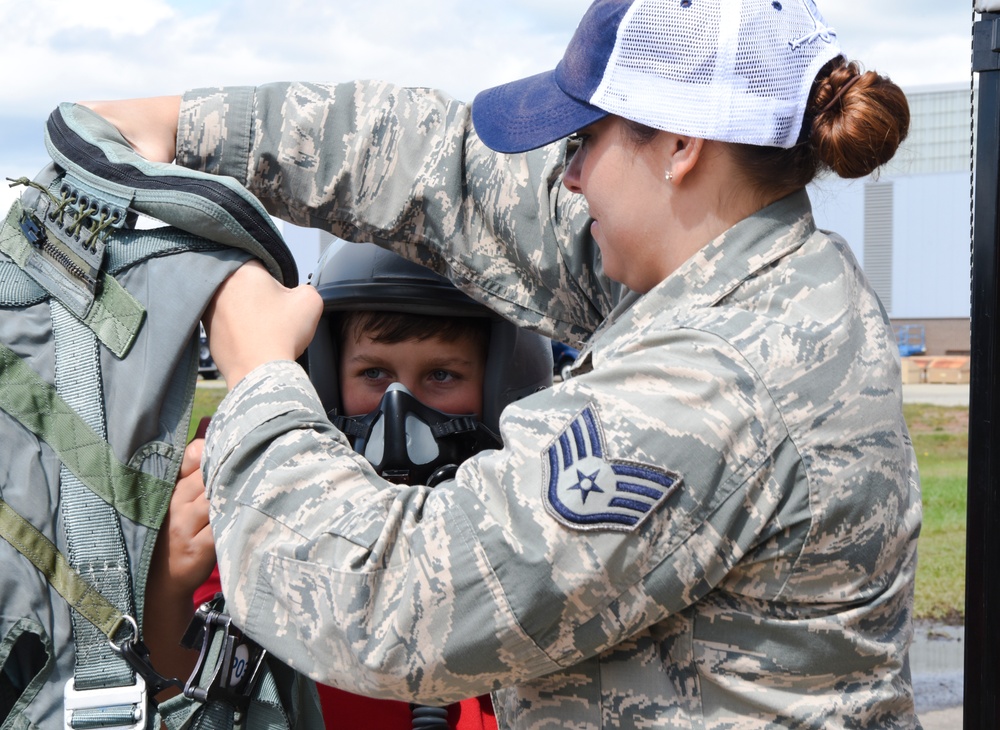 SC National Guard welcomes the community to the 2017 Air and Ground Expo