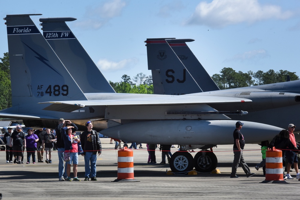 South Carolina National Guard hosts 2017 Air &amp; Ground Expo