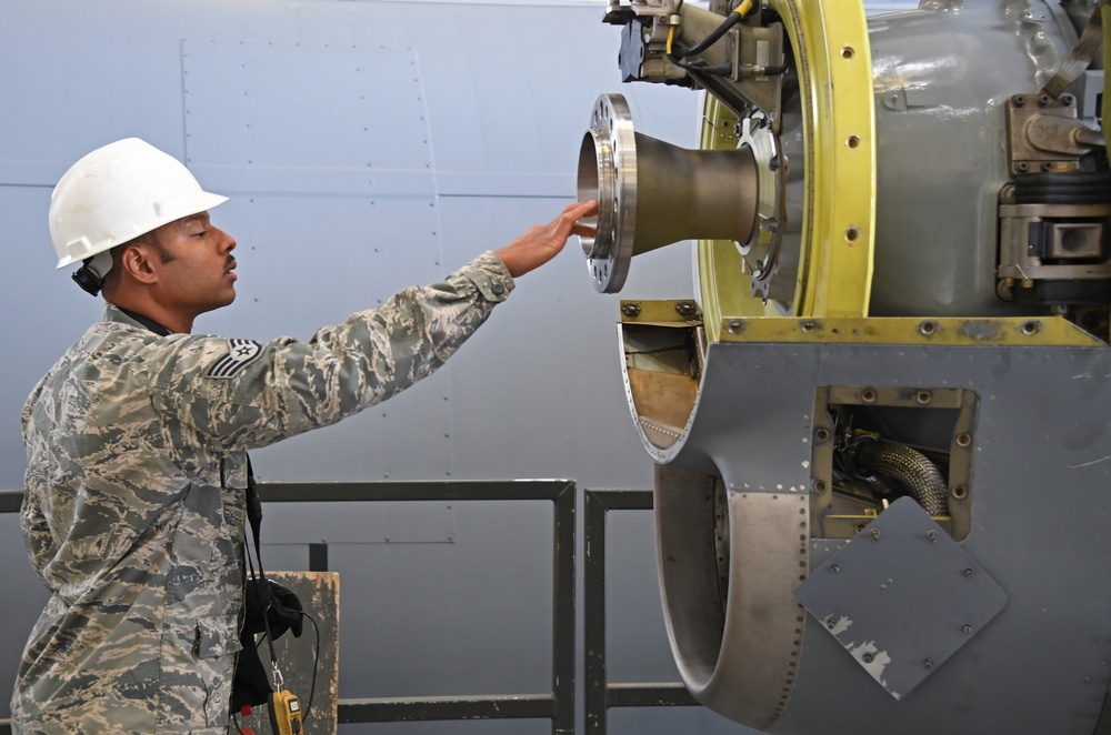 146th Airlift Wing C130J Maintenance