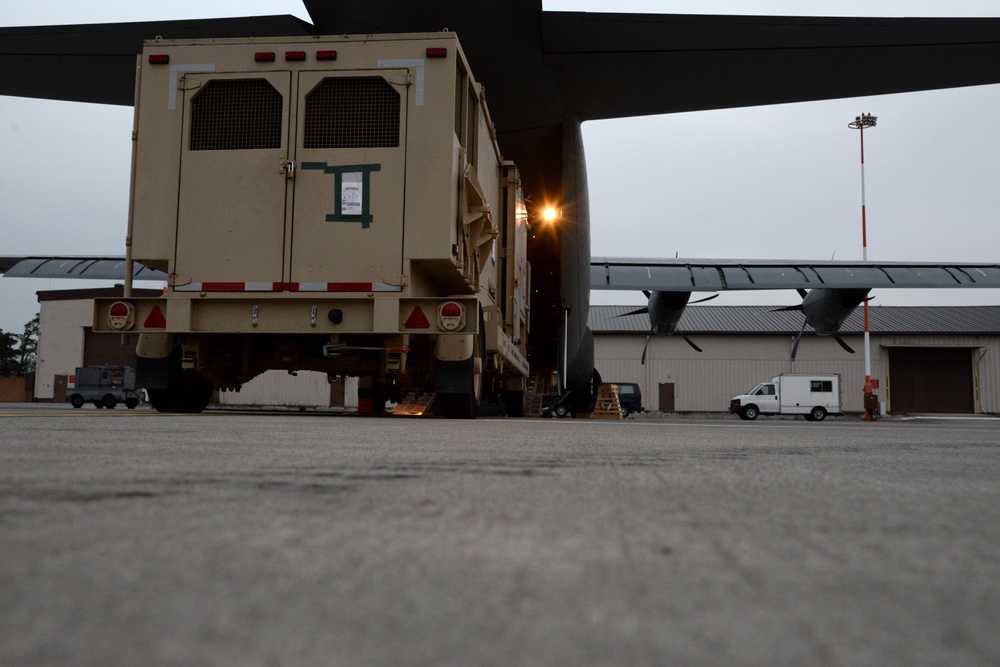 1st Combat Communication Squadron Airmen become loadmasters