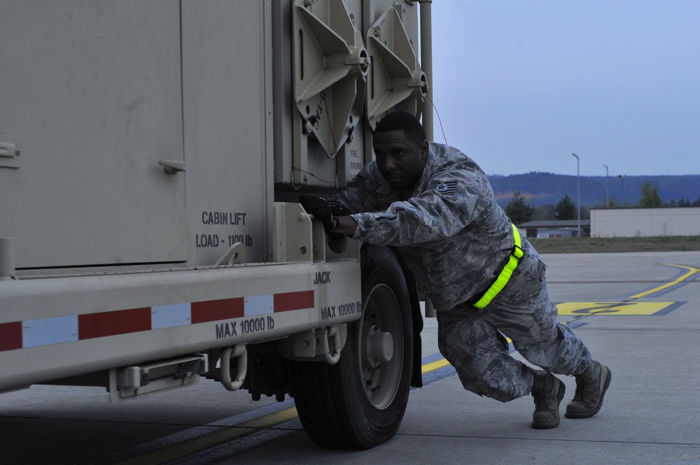 1st Combat Communication Squadron Airmen become loadmasters