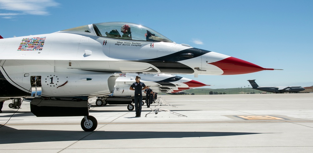 Wings Over Solano Air Expo