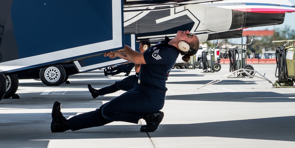 Wings Over Solano Air Expo