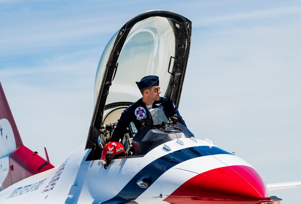 Wings Over Solano Air Expo