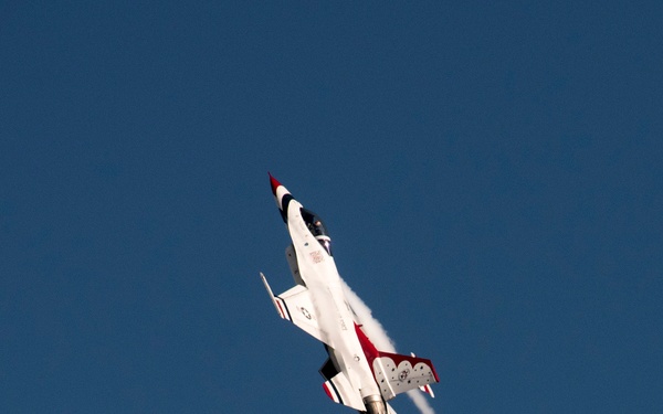 WINGS OVER SOLANO 2017 Travis Air Force Base, Calif