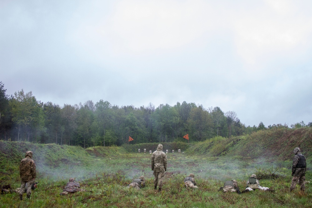 Yavoriv Combat Training Center leads personal weapons training