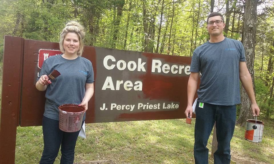 Volunteers help beautify Corps recreation area at Earth Day celebration