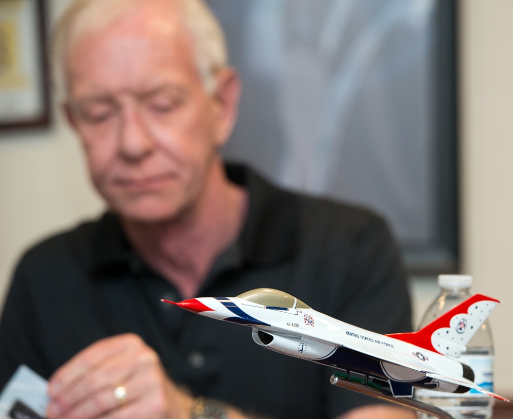 Sully Sullenberger Flies with Thunderbirds at Travis AFB