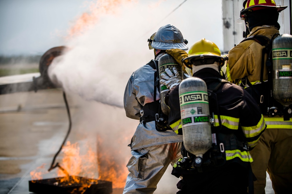 CENTAM SMOKE trains firefighters from Central America