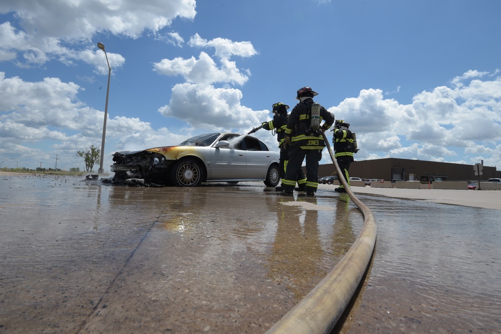 Spot news: vehicle fire