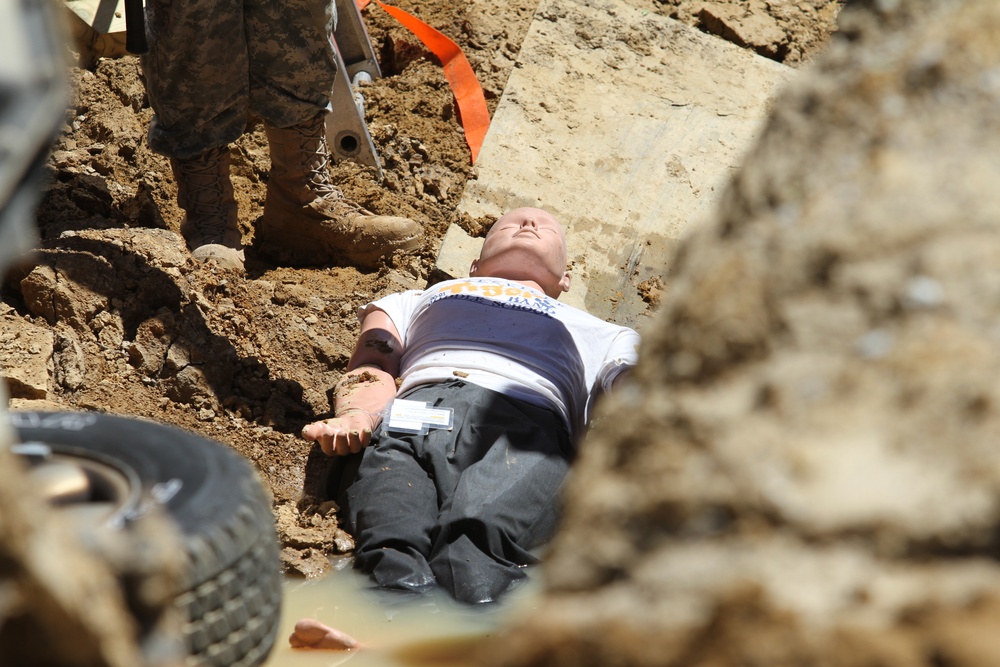 Trench Rescue at Guardian Response 17