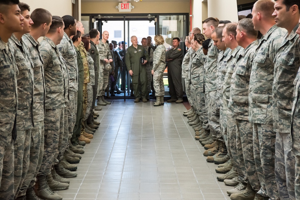 Air National Guard Director visits 137 SOW