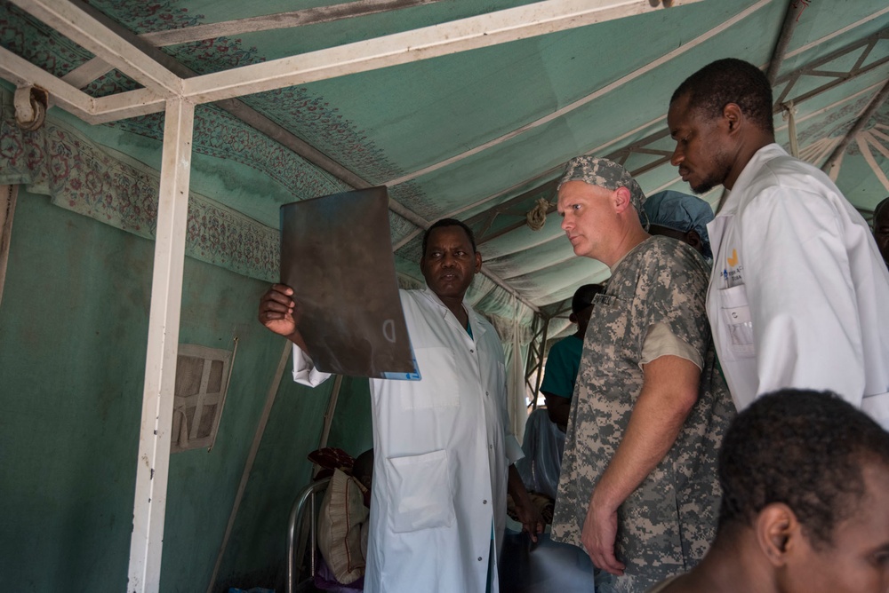 American, Chadian medical professionals partner to treat patients, hone skills