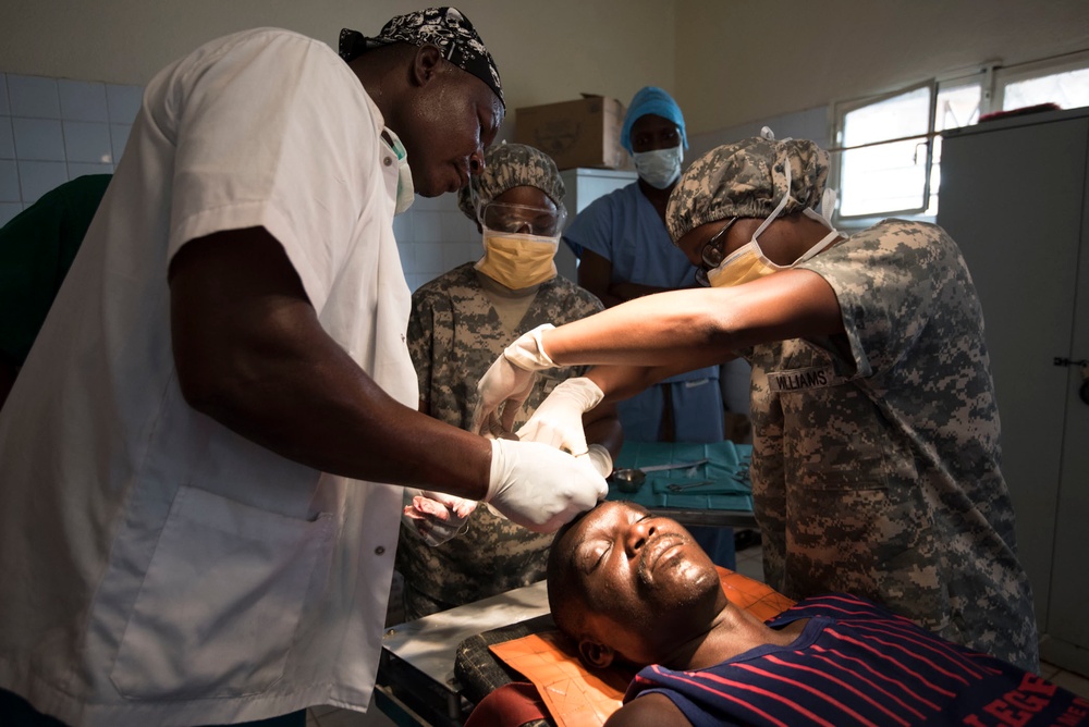 American, Chadian medical professionals partner to treat patients, hone skills