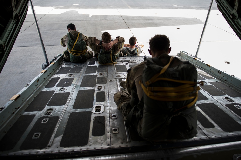 82nd ERQS Conducts Static-line Jump