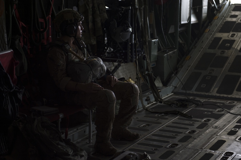 82nd ERQS Conducts Static-line Jump